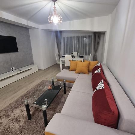 Apartamento Dreams Escape 2 Craiova Exterior foto
